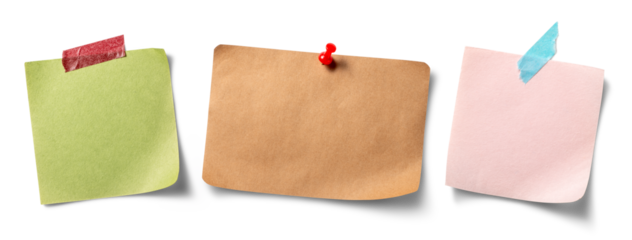 壁に留められた様々なメモ用紙のテクスチャー