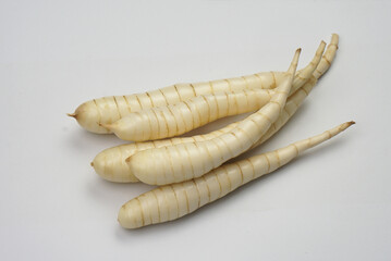 Arrow Root