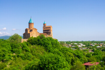 Fototapeta premium Gremi, the royal citadel and the Church of the Archangels. Rooftops of Eniseli village.