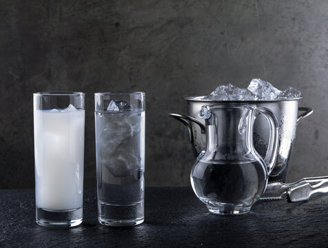 glass of rakı with ice