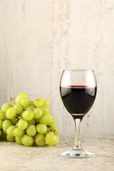 red wine and grapes