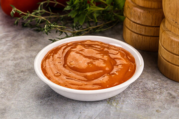 Tasty burger sauce in the bowl