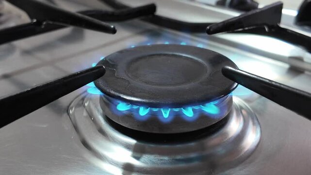 Cocina con fuego de gas butano