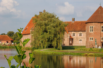 Schloß Raesfeld im Spätsommer