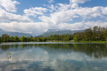 Obraz premium View of the lake in the city park of Vladikavkaz