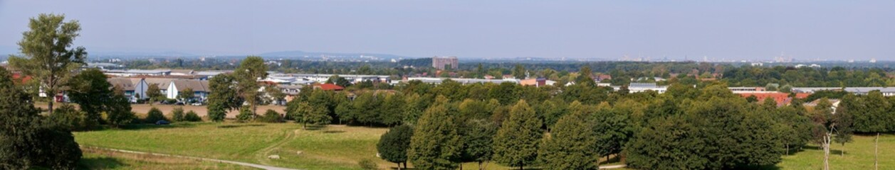 Panorama Blick von  Kronsberg in Hannover mit einer H&ouml;he von 118 M.&uuml;.N.N