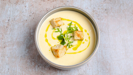 Creamy mushrooms soup