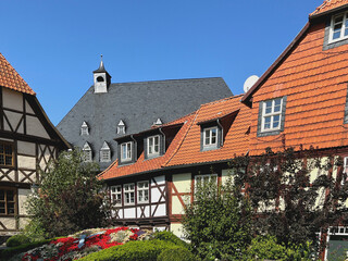 Wernigerode Fachwerkhäuser und Blumenuhr am Rathaus