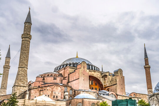 Hagia Sophia dome minarets, Istanbul, Turkey. Emperor Justinian built cathedral of Constantinople 537 AD. In 1453 Ottoman Turks converted to mosque.