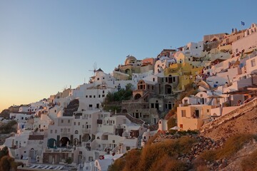 Obraz premium Exploring the picturesque Greek island of Santorini