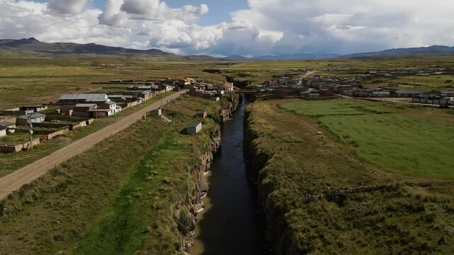 MACHUPUENTE(PUENTE CENTRAL) DISTRICT - ESPINAR PROVINCE - CUSCO DEPARTMENT - COUNTRY PERU