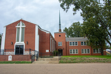 Exterior view of the First United Methodist Church in downtown Daingerfield, Texas, USA