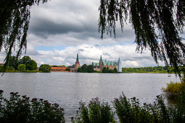 Obraz premium Frederiksborg Castle, the seat of the Danish kings in Hillerod, Denmark