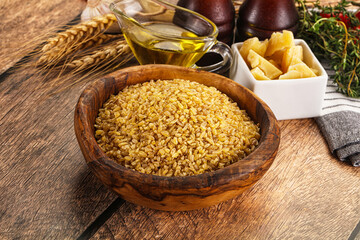 Dry wheat bulgur fow cooking