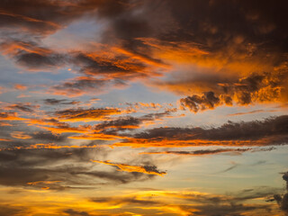 Fototapeta premium Glowing sunset sky over the Guilf of Mexico in southwestern Florida USA
