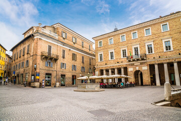 Obraz premium A view across the Rome Square in the center of the city in Urbino, Italy in summertime