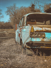 old rusty car