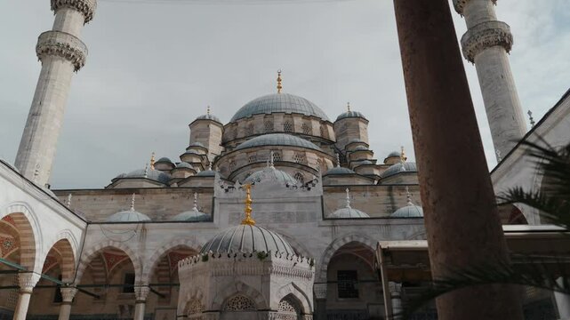 29.04.2024 - istanbul, Turkey. New Eminonu Mosque. High quality 4k footage
