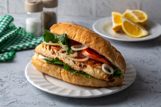 Turkish Balik Ekmek / Fish sandwich.