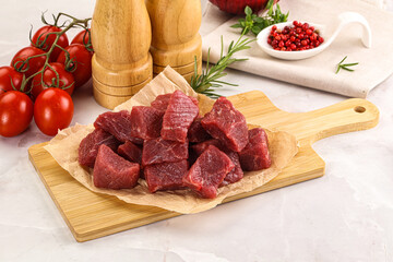 Raw beef cubes for cooking