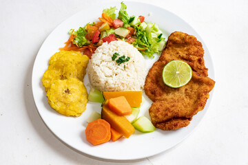 Filete de corvina empanizado 