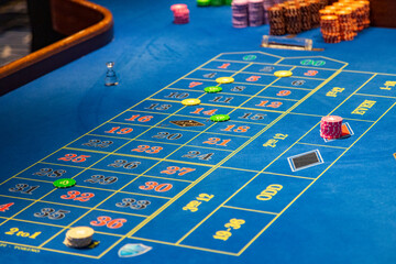 Fototapeta premium Playing roulette in a casino