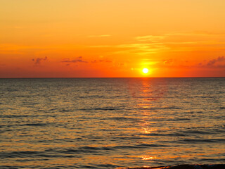 Obraz premium beautiful sunset on the sea