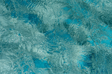 the wind, waves and short exposure made the water look frozen in the pool