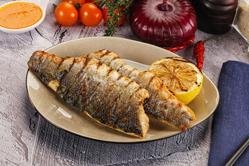 Grilled seabass fillet with lemon