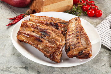 Grilled pork ribs with spices