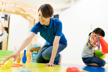 屋内保育所イメージ_療育_発達支援