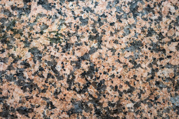 marbre nuance brun tacheté de noir et blanc