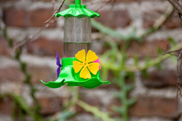 Bebedero de aves © GABRIELA