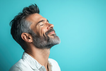 Obraz premium a close up of a smiling man's face