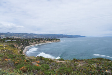 Fototapeta premium Boardwalk at Pt. Dume Natural Preserve overlooking the Pacific Ocean, California