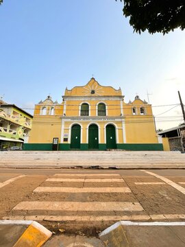Igreja de alter do ch&atilde;o - Santar&eacute;m par&aacute;