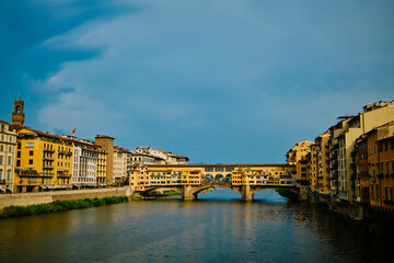 Obraz premium Ponte Vecchio at summer - Florence Italy