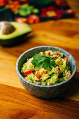 nachos with guacamole