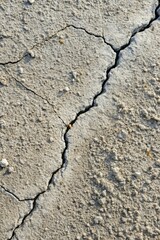 Obraz premium Versatile Concrete Textures with Visible Cracks, Polished Finishes, and Porous Surfaces for Modern Projects