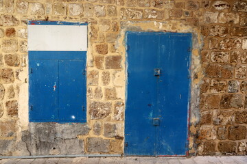 door as an architectural detail in the construction of buildings and structures.