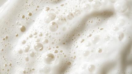 creamy, moisturizing white body wash foam forming rich bubbles, leaving the skin feeling hydrated and nourished after use