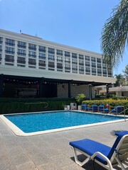 piscina de hotel 