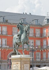 Fototapeta premium The Statue of Felipe III in the Plaza Mayor of Madrid