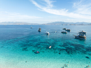  Holiday in Indonesia with boat