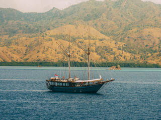  Holiday in Indonesia with boat