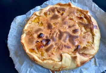 homemade apple pie
