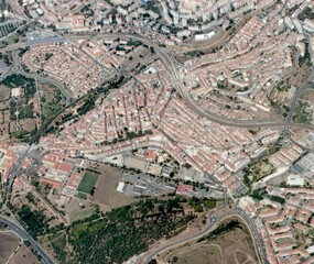 Straßen und Vororte von Lissabon von oben