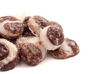 Crunchy Freeze Dried Chocolate Covered Cream Filled Mint Candy Pieces