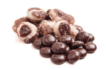 Crunchy Freeze Dried Chocolate Covered Cream Filled Mint Candy Pieces
