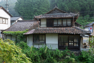 日本の鳥取県の古くてとても美しい民家